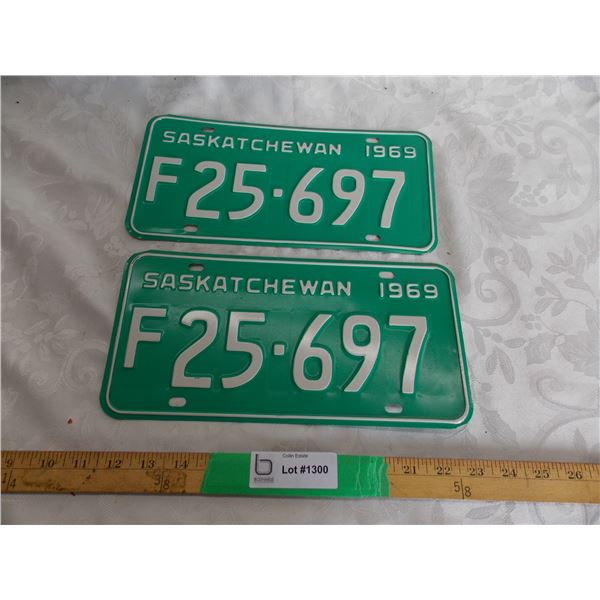 (2) 1969 (Matching Pair) of Sask (Farm) license plates – flawless condition
