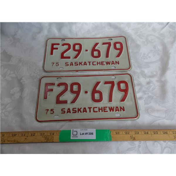 (2) 1975 (Matching Pair) of Sask (Farm) license plates – excellent condition