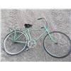 Image 1 : Bicycle - Green CCM Cleveland