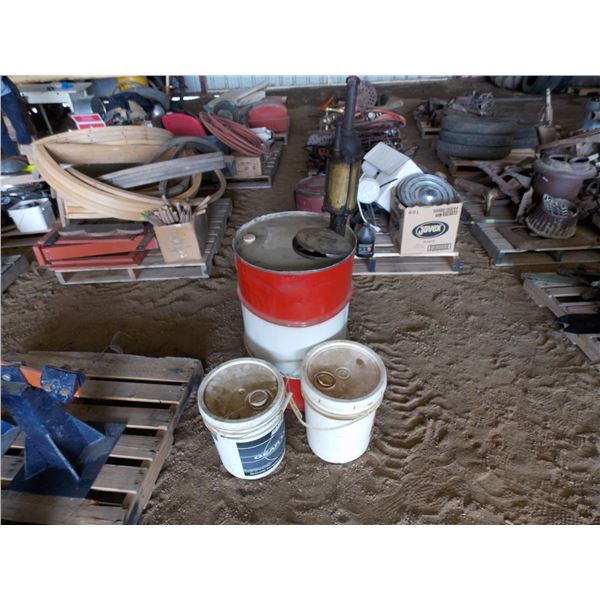 Antique Oil Barrel pump with steel barrel + two plastic case pails