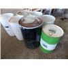 Image 1 : (5) Plastic barrels and (2) metal barrels