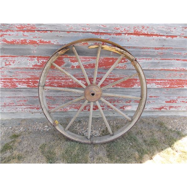 4 foot round wooden spoked wheel