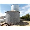 Image 2 : Antique wooden grain bin (16foot round, 10.5 ft tall walls) - 1000 bushel