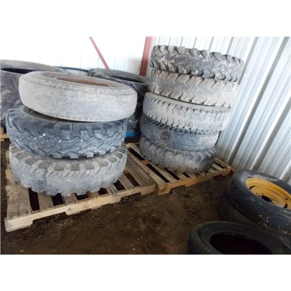 (8) vintage tractor tires (half on steel rims) - both pallets