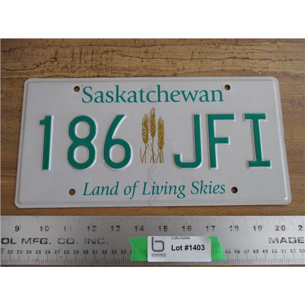Sask License Plate - no stickers, like new