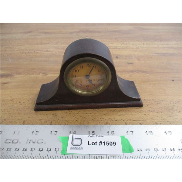 mini mantle clock - 6.5" long
