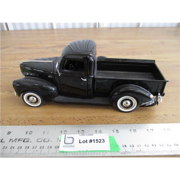 1940 Ford pickup 1:18 motormax