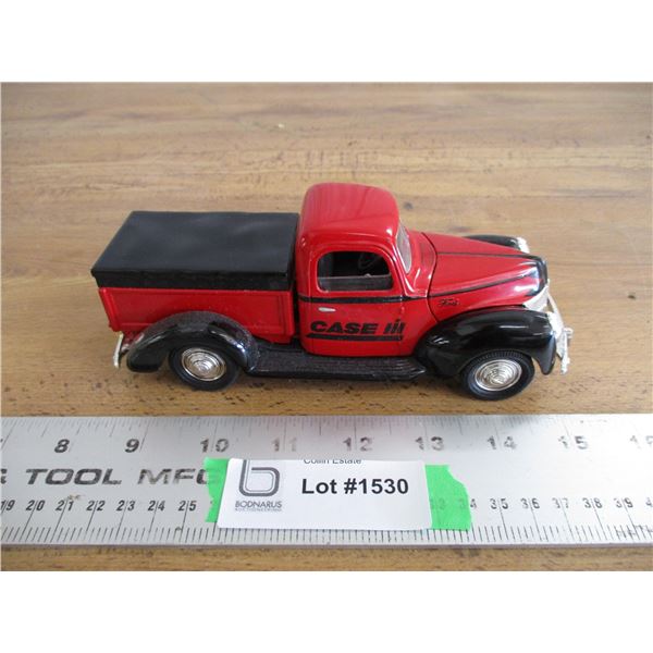 1940 Case Ford coin bank 1:24 Liberty classics
