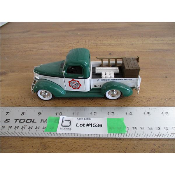 1939 Chevy pickup Co-op 1:24