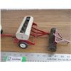 Image 3 : (3) Farm toys - drill, double disc, anhydrous tank