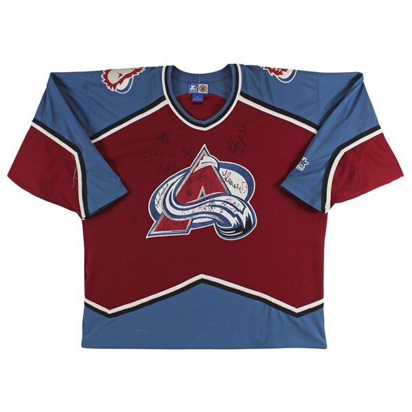 1995-96 COLORADO AVALANCHE SIGNED JERSEY w/ MARC CRAWFORD, PATRICK ROY, ADAM FOOTE + MORE (BECKETT