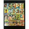 Image 1 : VINTAGE BASEBALL CARD LOT