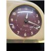 Image 2 : Vintage Deco Westclox Moonbeam Model S5-J Electric Alarm Clock w/Flashing light