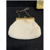 Image 4 : 2 Vintage Purses / Handbags (larger approx: 7x5.5")