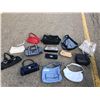 Image 1 : Beautiful Leather Coach Purse, Assortment of Purses and Bags Including Tommy Hilifiger, Beijo and Ro