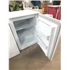 Image 2 : Mini Freezer