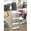 Image 1 : 2 Step Ladders