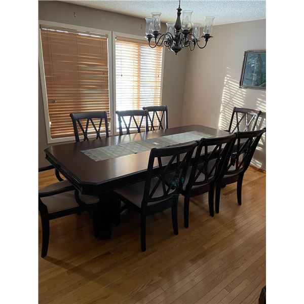 Large Pedestal Dining Table with 8 Chairs & 2 Sleeves