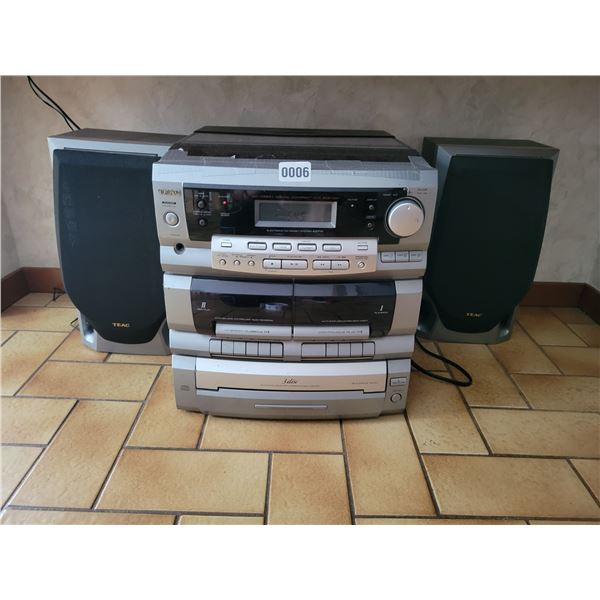 Teac Cassette & 3 Disc CD Player with Speakers