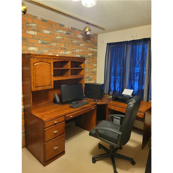 Large Corner Office Desk & Office Chair (Computer & Printer Not Included)