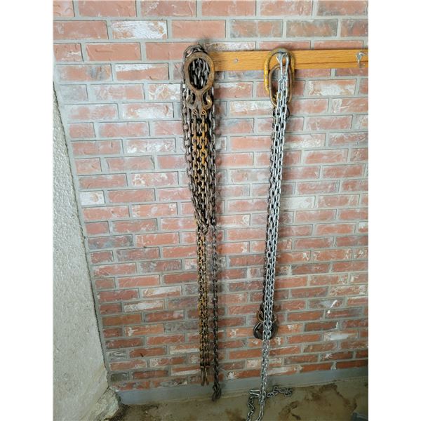 Large Chains & Hooks