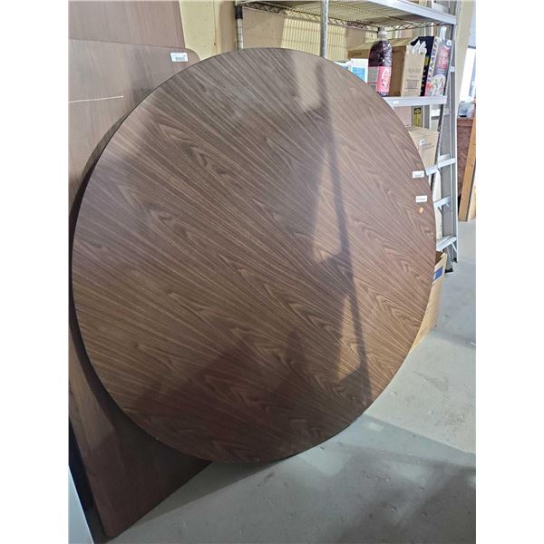 5 ft Round Folding Table
