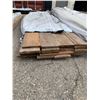 Image 2 : PALLET LOT OF 24 PIECES - 1 x 8 x 10 FT - western red Cedar S1S2E  #2 or beter boards