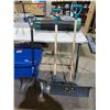 Image 1 : Lot of 3 Snow Shovels