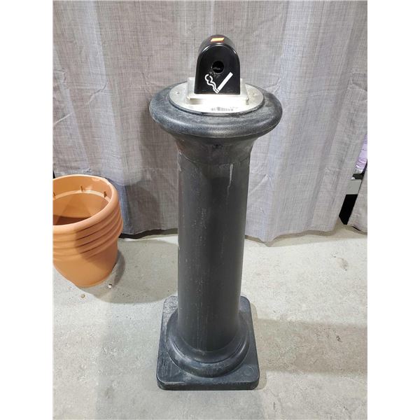 Ash Tray Stand