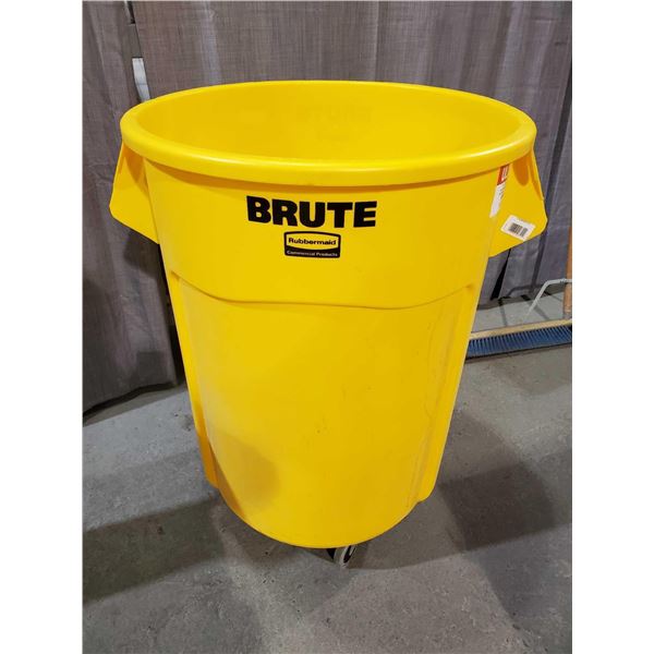 Uline Brute Rolling Refuse Bin (no lid)