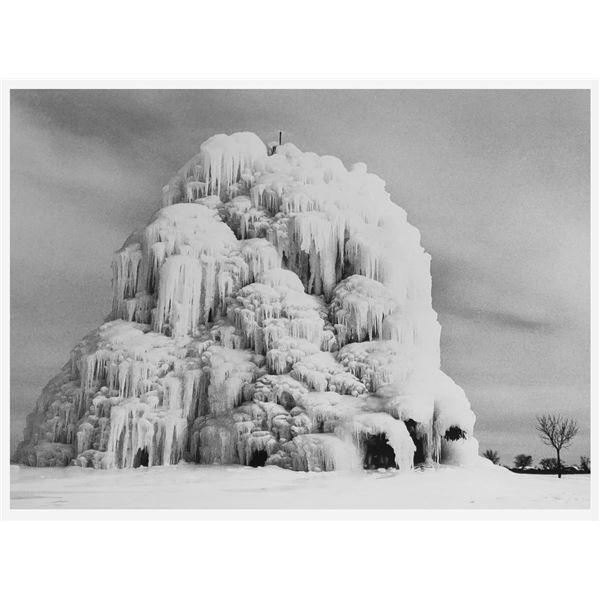 Photographer: Michael Kenna. Frozen Fountain, Belle Isle, Detroit, Michigan.
