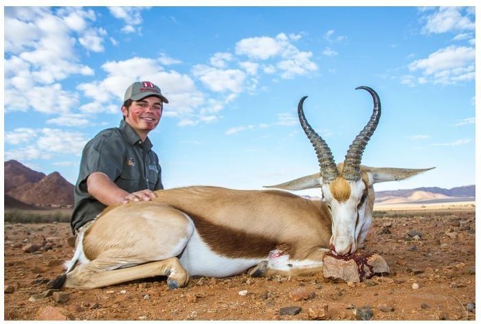 Gemsbok, Springbuck, Steenbuck - Dzombo Hunting Safaris