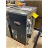 Image 2 : LENNOX GAS FURNACE MODEL G61MPV-36C-090-06
