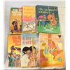 Image 1 : LOT OF 30 VINTAGE CHILDRENS ARCH BOOKS