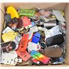 Image 1 : ONE BOX VINTAGE KEY CHAINS OVER  1000 IN BOX