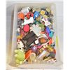 ONE BOX VINTAGE KEY CHAINS OVER  1000 IN BOX