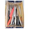Image 1 : BOX OF ASSORTED KITCHEN KNIVES