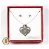 Image 1 : NEW NECKLACE AND EARRING SET