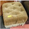 Image 1 : VINTAGE SQUARE OTTOMAN HAS WEAR