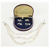 VINTAGE COSTUME JEWELRY SET IN VELVET CASE