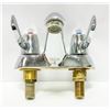 Image 1 : DELTA COMMERCIAL WING SINK TAPS