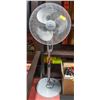Image 1 : WINDCHASER OCCILLATING FAN (BLADES NEED CLEANING) 53"