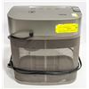 Image 1 : ROYAL MINI PAPER SHREDDER W/ BUILT IN PENCIL SHARPENER