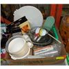 Image 1 : BOX FULL OF BAKING/KITCHEN ACCESSORIES INCL. PYREX BAKEWARE, TUPPERWARE, NEW MASTERCHEF CHICKEN ROAS