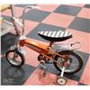 Image 1 : VINTAGE SUPERCYCLE 2 WHEELER WITH TRAINING WHEELS