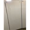 Image 2 : FRIGIDAIRE STANDING FREEZER MODEL FFFH20F3WW0