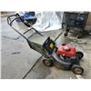 Image 2 : HONDA COMMERCIAL GRADE REAR BAG SELF PROPELLED LAWN MOWER (RUNNING CONDITION