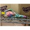 Image 2 : *ALL NEW* 7 CASES OF HUER SUPER MIX GUMMY CONES