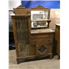 Image 1 : VINTAGE CABINET BROKEN GLASS