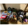 Image 2 : ASSORTED TOOLS, WORK LIGHTS, HARD HAT, AND MORE